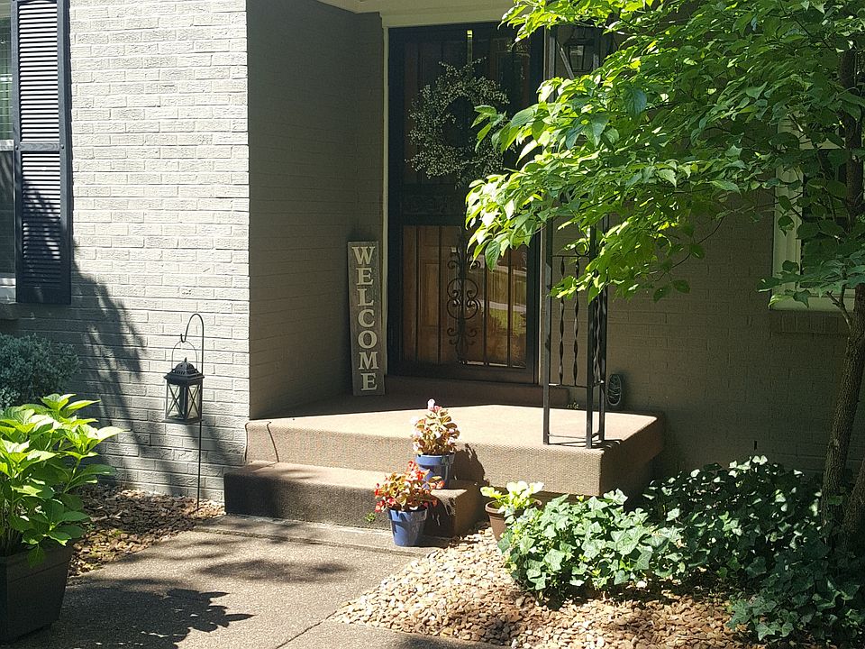1st image of 432 Gaylewood Dr