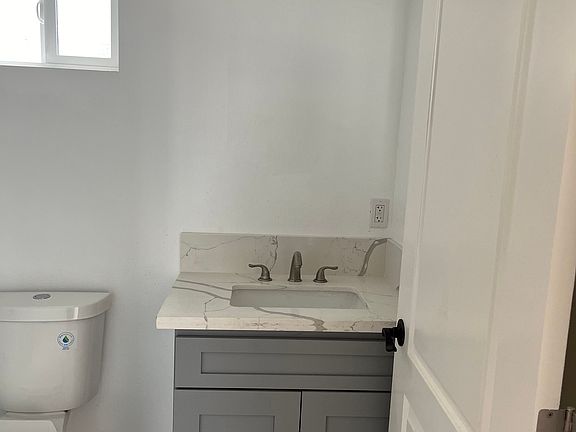 4th image of 255 S Avenue 55 #2B-2Ba-650Sqft