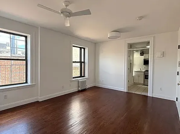 277 W 11th St APT 6C, New York, NY 10014
