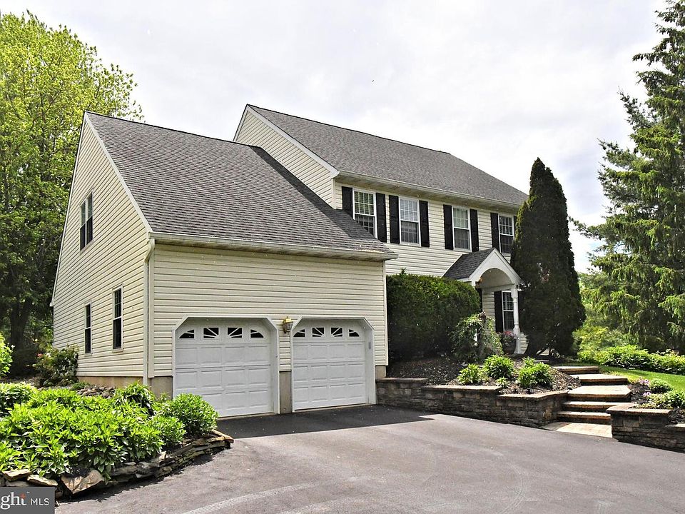 1st image of 105 Pauline Cir