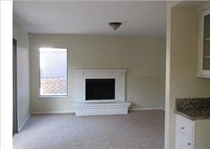 3rd image of 10821 Teakwood Cir