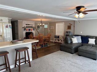 20 Pinnacle Dr, New Florence, MO 63363