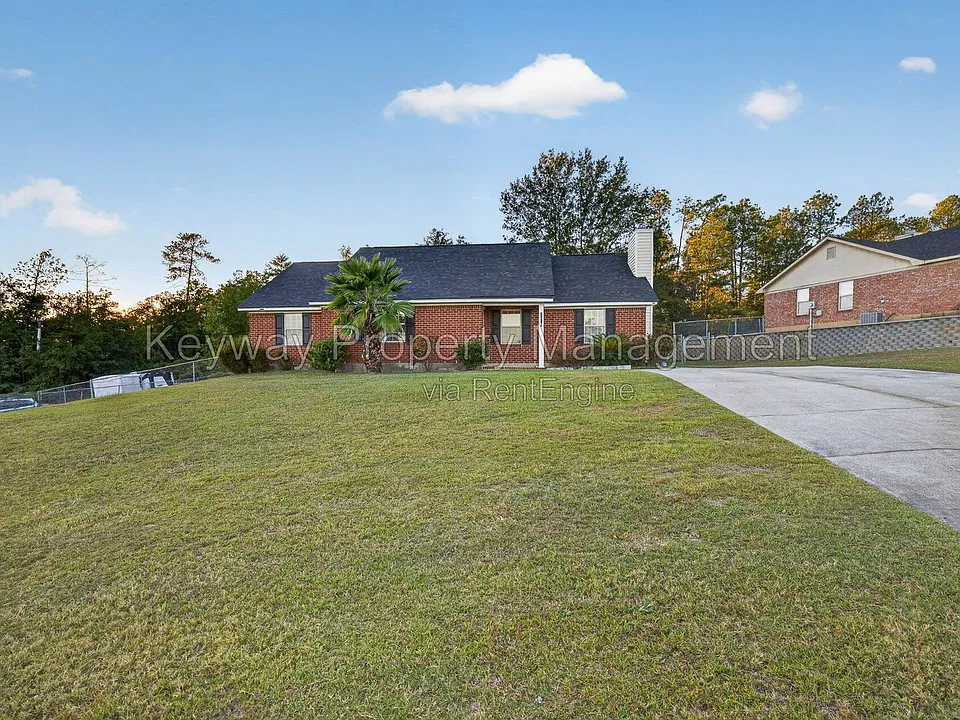 2809 Crosscreek Rd