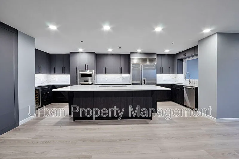 2 bed, 2.0 bath, 1510 sqft, $3,800 — Photo 3
