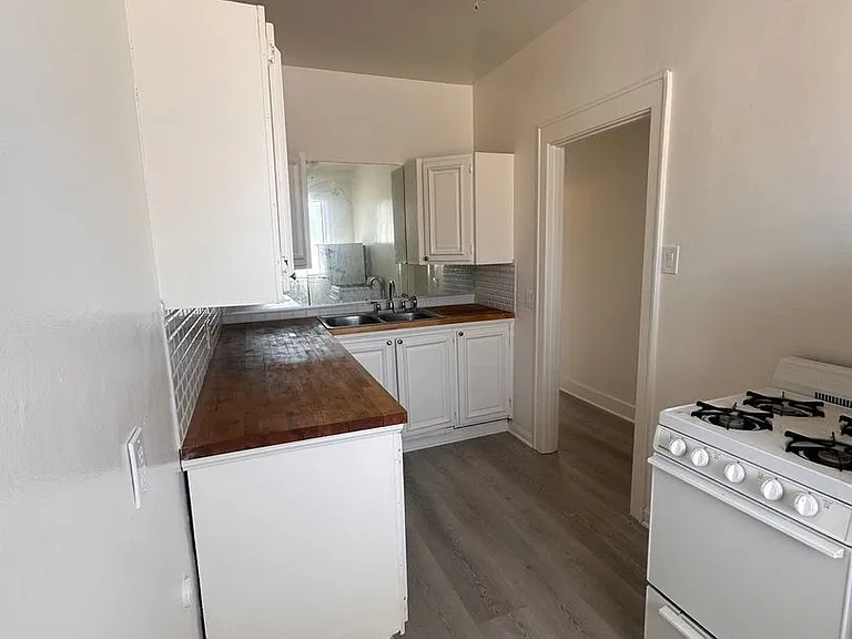 360 W Ocean Blvd #701 — Photo 9
