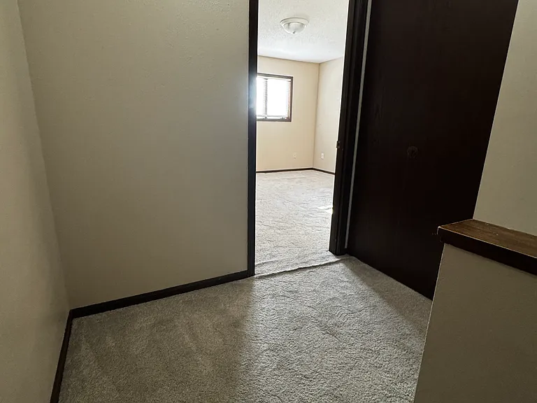 3951 Fairwood Dr — Photo 10