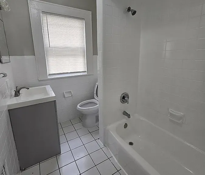 148-150 Norwood St #1B — Photo 2