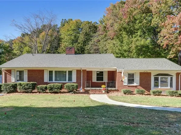 1838 Crutchfield Rd, Reidsville, NC 27320