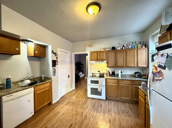 Nixon St. Apartments