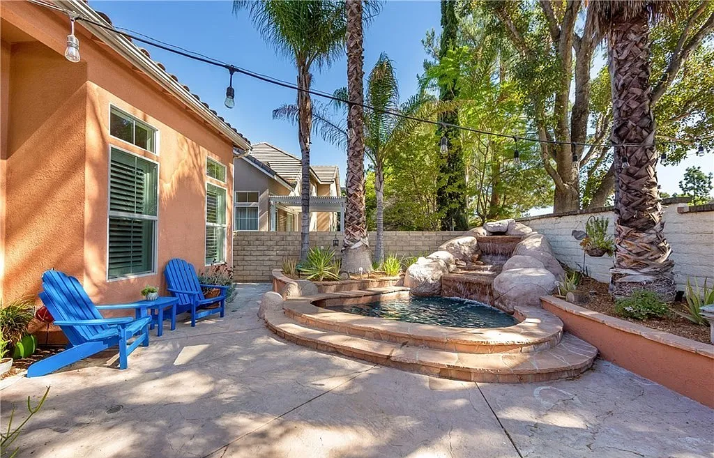 3 bed, 2.5 bath, 2069 sqft, $4,500 — Photo 4