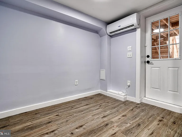 1125 Washington Blvd — Photo 34