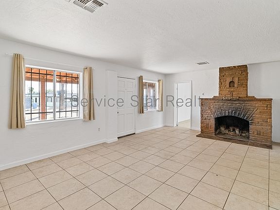 2nd image of 1508 W Sahuaro Dr #1