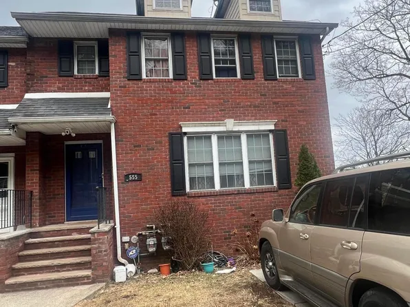 555 Van Duzer St, Staten Island, NY 10304