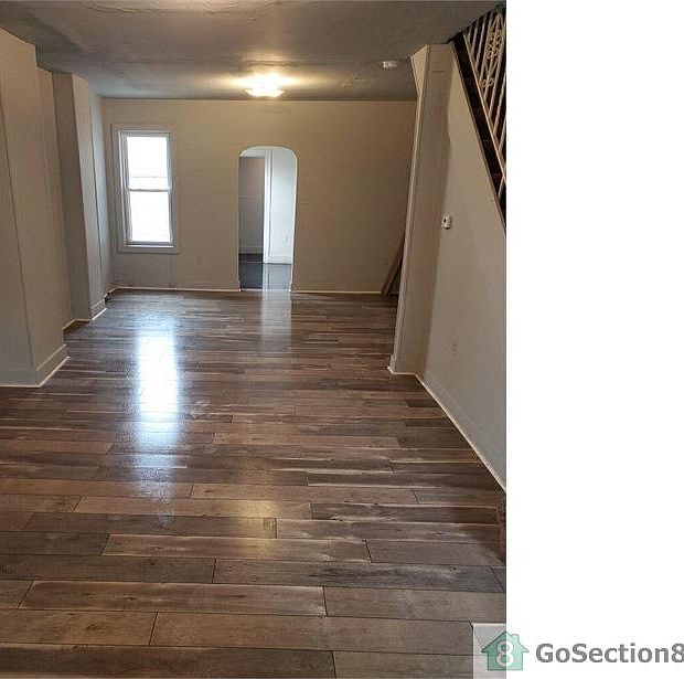 1st image of 213 E Albanus St