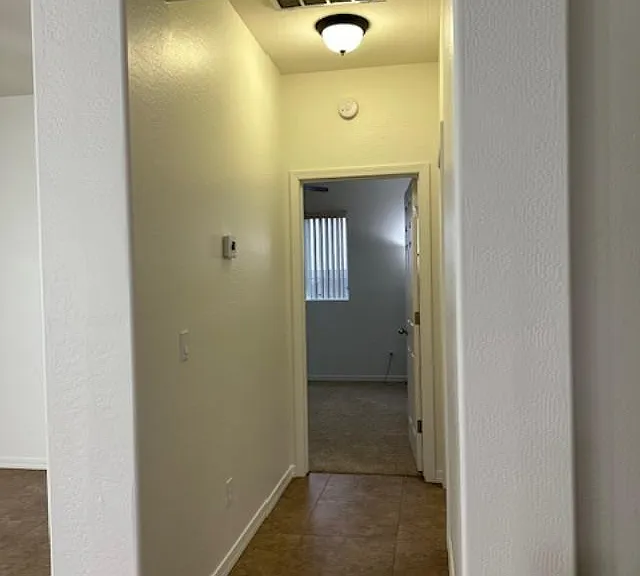 7509 S 27th Pl — Photo 21