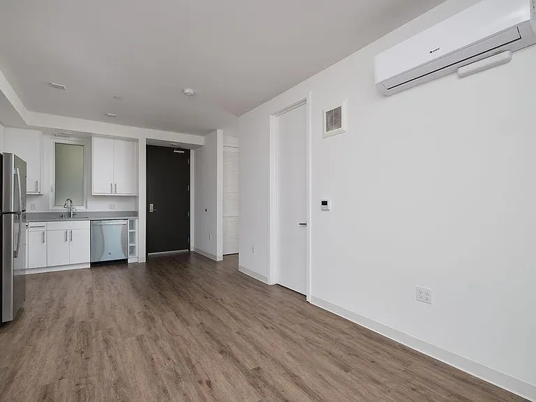 4015 Kansas St #301 — Photo 7