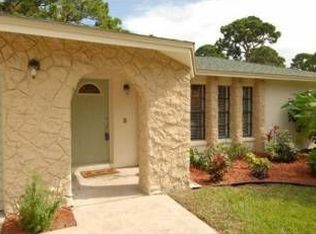 948 Pineland Dr, Rockledge, FL 32955