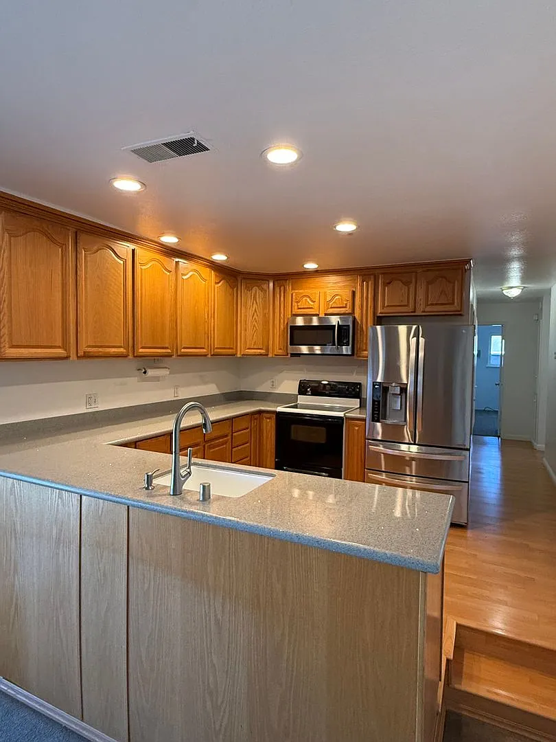 Available Now! | $4,150 / Stunning 4br/2ba Family Home In Dublin! — Photo 1