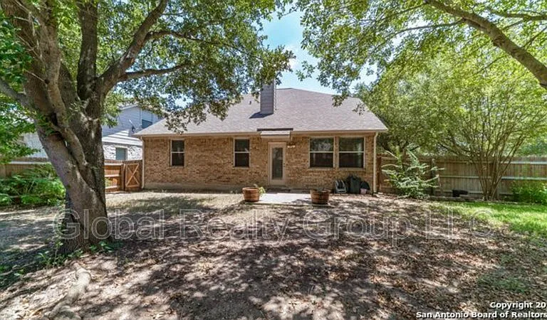 501 Ginsberg Dr — Photo 21