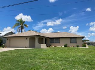 3102 SE 10th Pl, Cape Coral, FL 33904