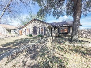 1213 Granada Ln, Lewisville, TX 75067