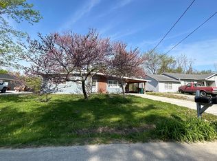 304 Reynolds St, Fayette, MO 65248