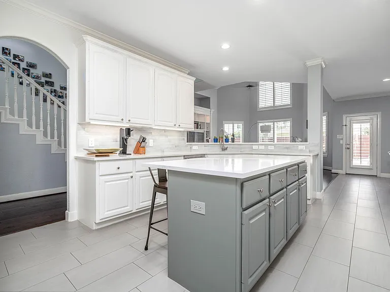 5907 Ballina Canyon Ln — Photo 12