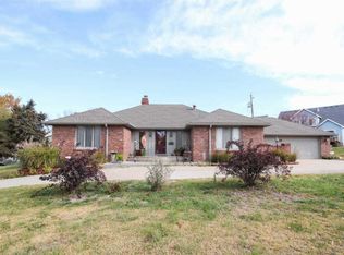 1412 SW McAlister Ave, Topeka, KS 66604