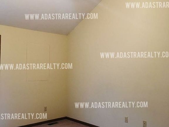 5th image of 2527 Bent Oak Ct