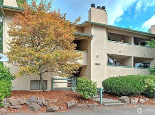 3024 NE 143rd St APT 305, Seattle, WA 98125