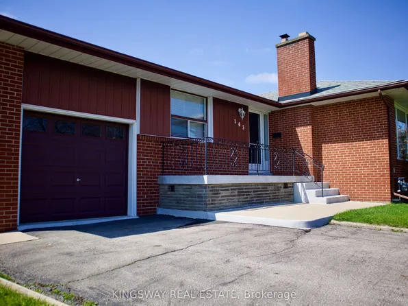 163 Floradale Dr, Mississauga, ON L5B 1G2