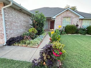 17505 Cranbrook Rd, Edmond, OK 73012