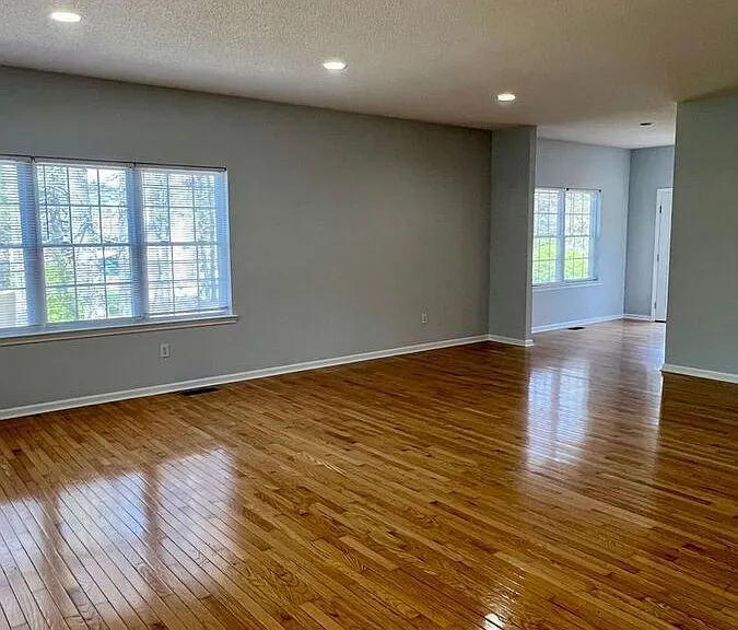 250 Highland Golf Dr — Photo 3