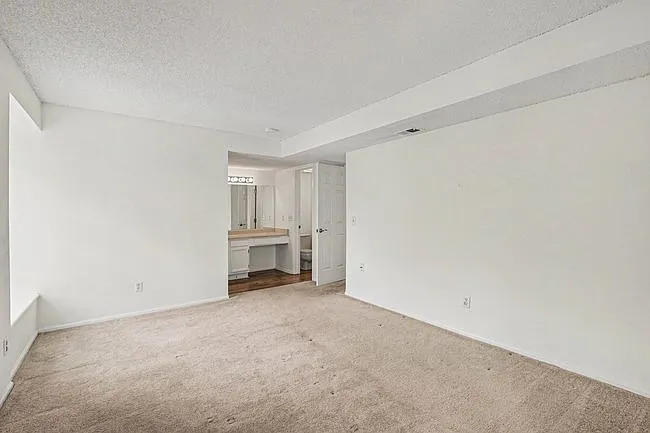 6880 Zenobia Cir — Photo 8