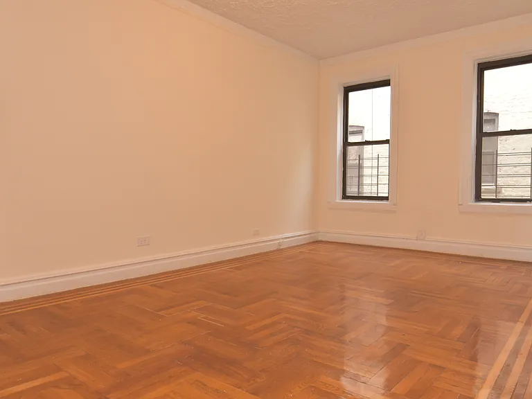 20 Laurel Hill Ter #4C — Photo 3