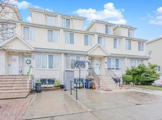 188 Kenilworth Ave, Staten Island, NY 10312