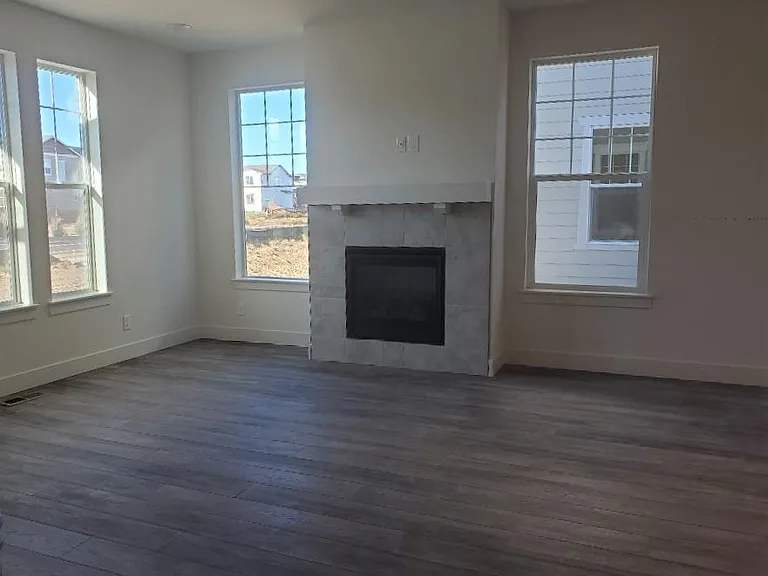 1106 Anker Dr — Photo 4