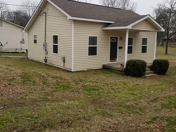 2nd image of 686 Bayou St
