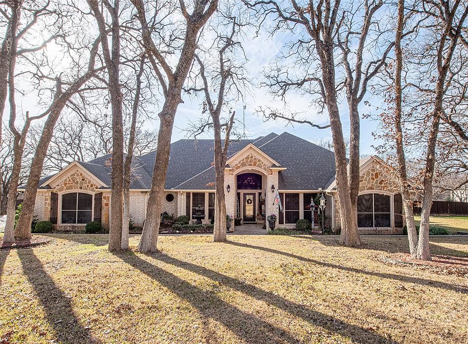 1st image of 146 Forest Creek Cir