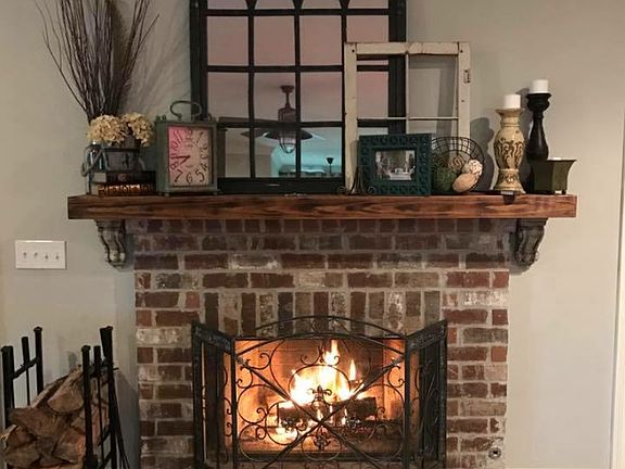 L. Room Fire Place