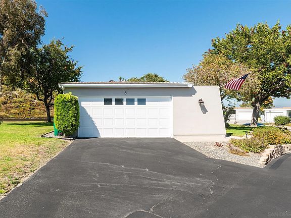 3rd image of 3808 Vista Campana S Unit 6