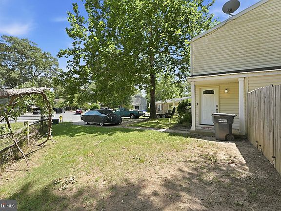 4th image of 3404 Milstead Ct