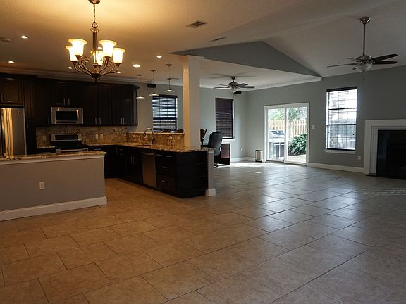 2nd image of 96 Bonaire Blvd