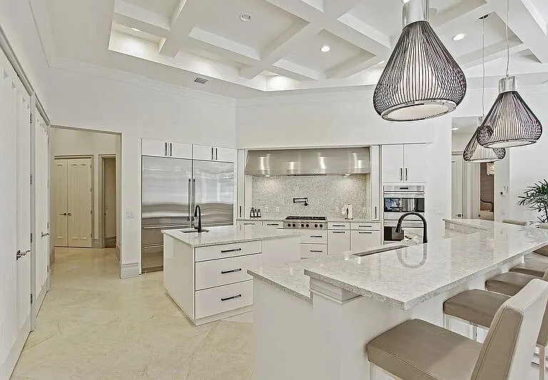 10372 Kensington Shore Dr — Photo 4