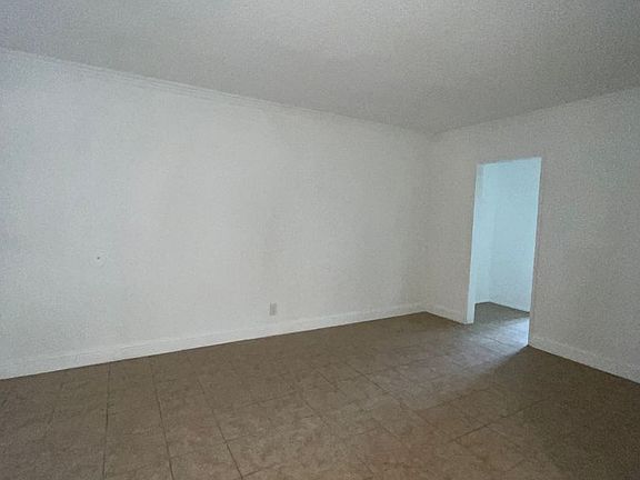 4th image of 530-580 S Richmond Ave #530-1