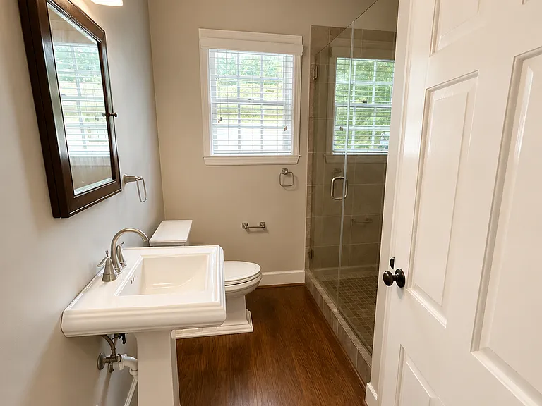 700 Warwick Rd — Photo 18