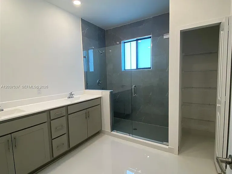 2402 SW 145th Pl #0 — Photo 5