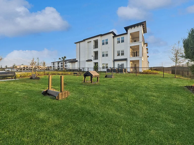 Ascend Ridgewood Lakes — Photo 25