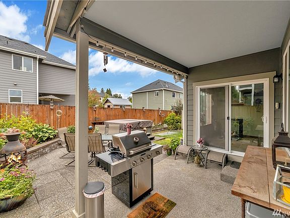 5th image of 18404 101st St E