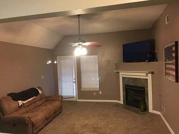 4th image of 5846 Steffani Dr